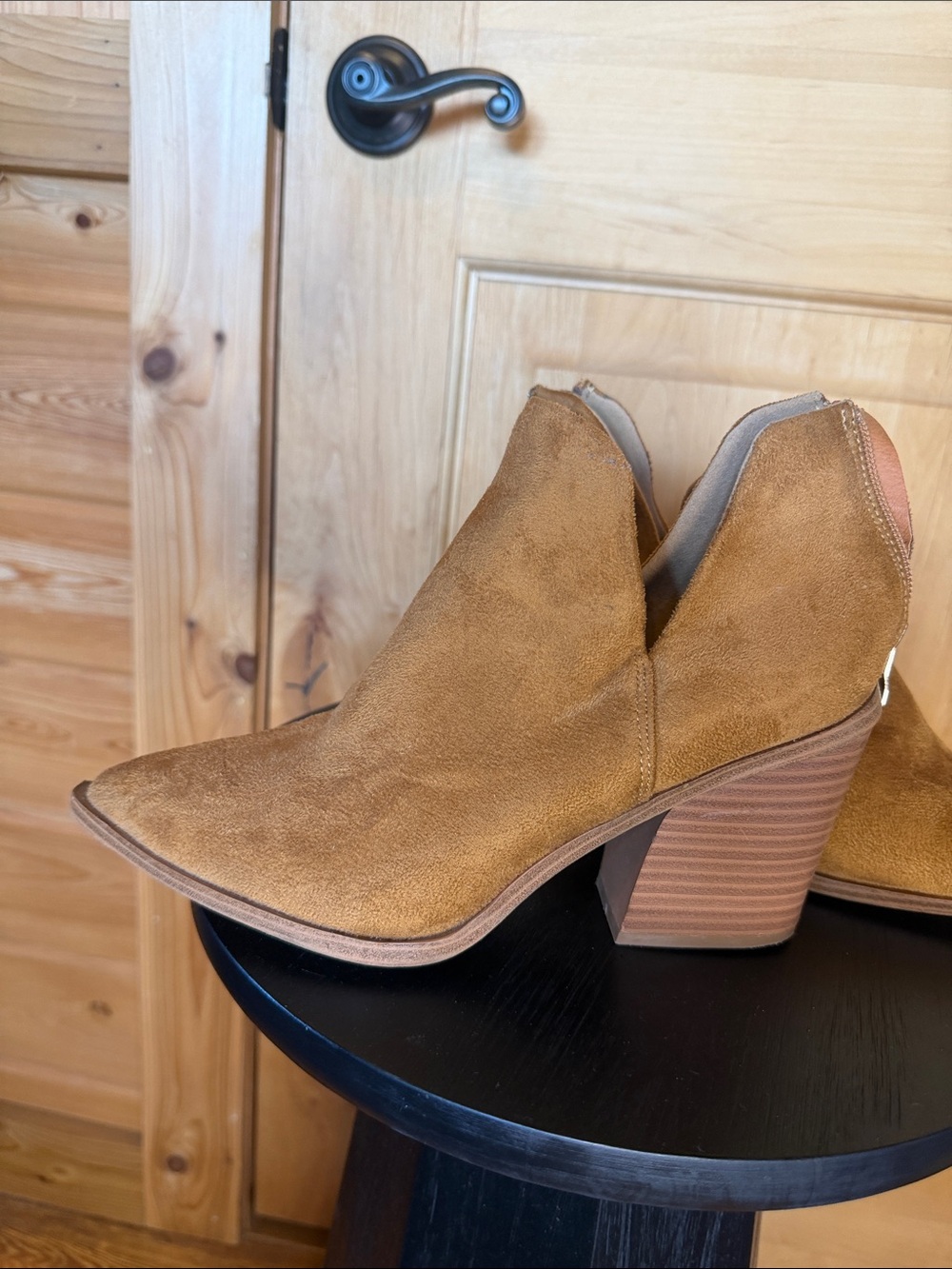 Jessica Carlyle Women’s Suede Ankle Booties in Tan